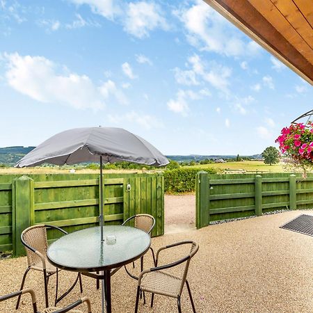 The Stables Villa Forden Luaran gambar