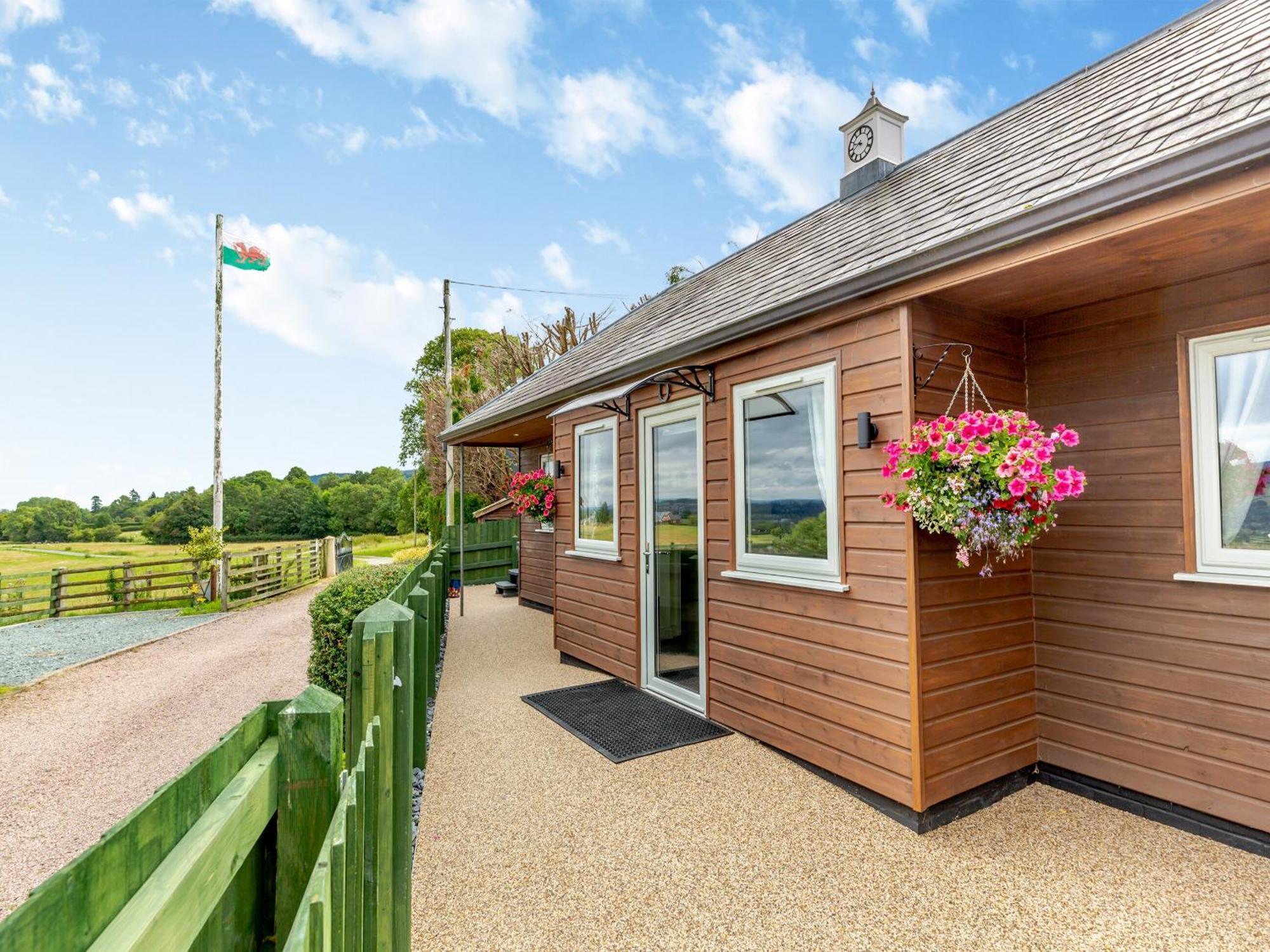 The Stables Villa Forden Luaran gambar
